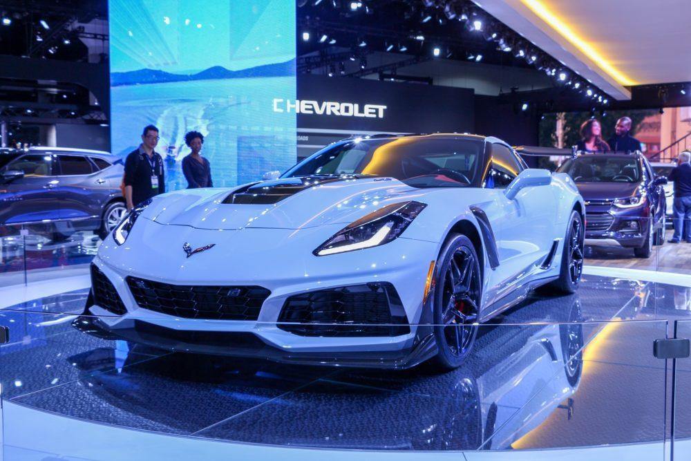 Corvettes Take Center Stage at Los Angeles Auto Show - Extreme Online Store