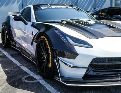 How Does a Stock C7 Corvette Compare to a $100K Modded One?