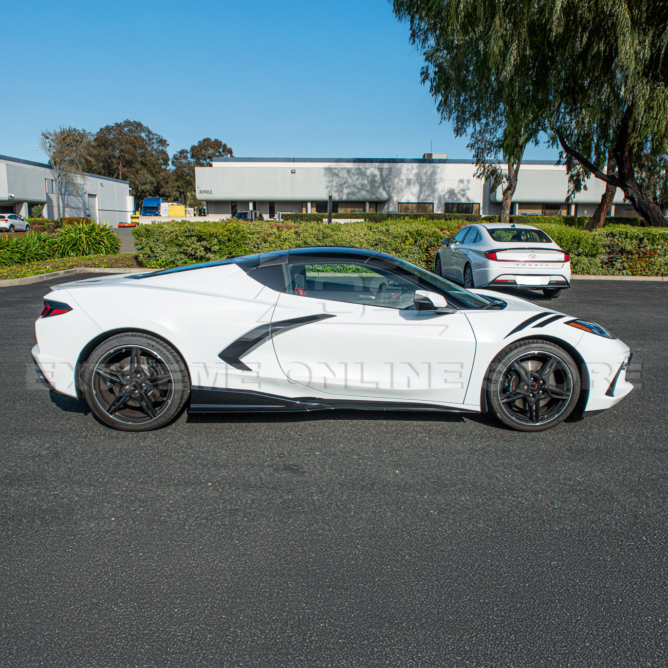 Chevrolet Corvette C8 3VM Side Skirts