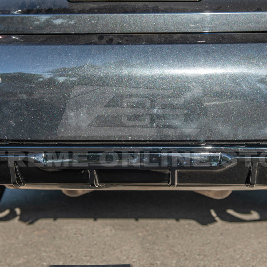 2019-Up BMW G20 M340i Rear Bumper Lower Diffuser