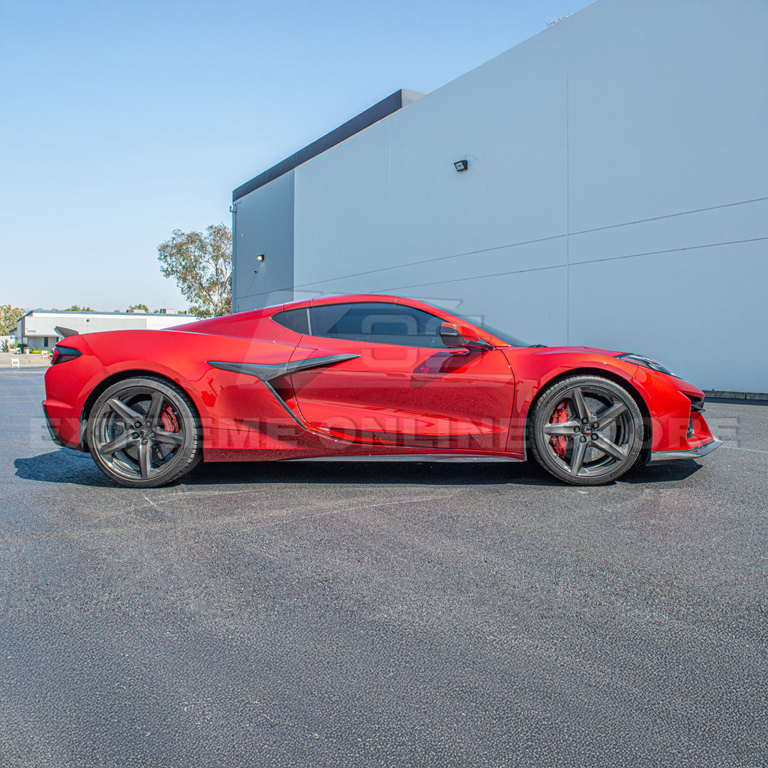 Chevrolet Corvette C8 Z06 / E-Ray DRY CARBON FIBER Side Skirts