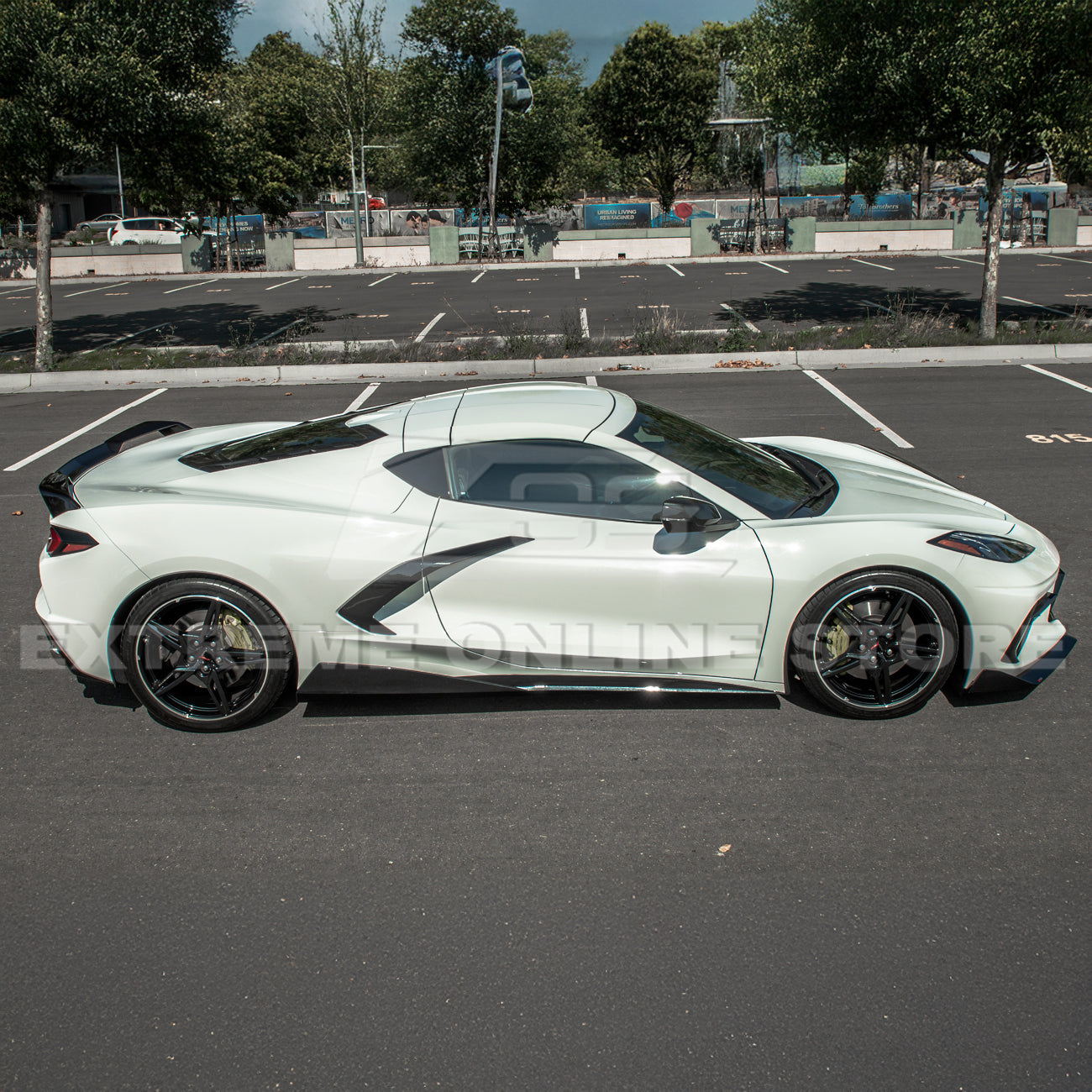 Corvette C8 5VM Front Splitter (2-Piece Version) & Side Skirts