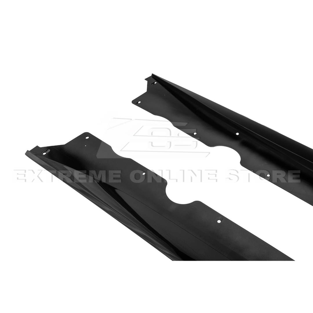 Close-up image of 2020-Up Corvette C8 5VM Style 2PCS Carbon Fiber Side Skirts Rocker Panel – enhances aerodynamics and gives the C8 a sleek, aggressive look.