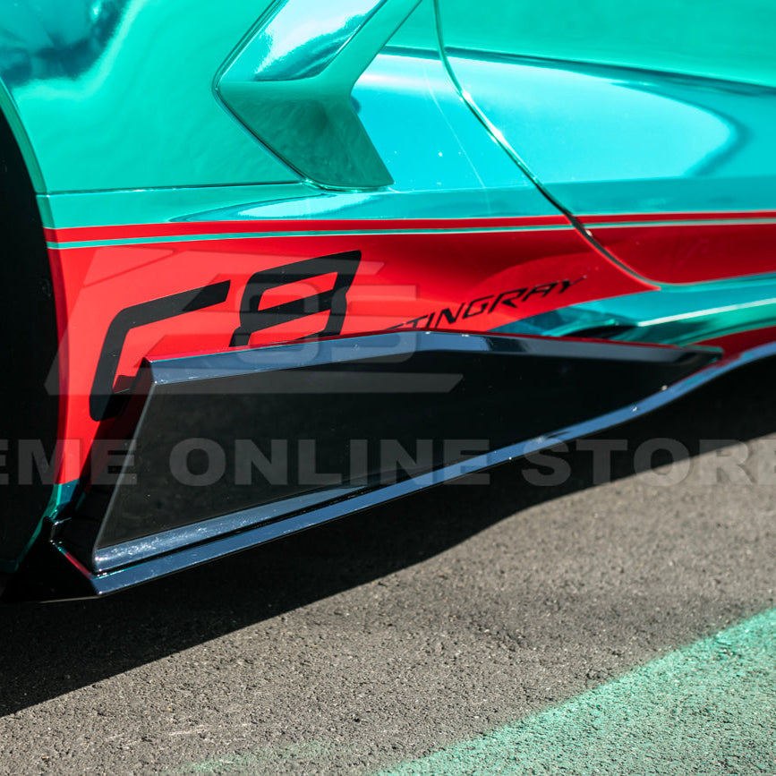 Close-up image of 2020-Up Corvette C8 5VM Style 2PCS Carbon Fiber Side Skirts Rocker Panel – enhances aerodynamics and gives the C8 a sleek, aggressive look.
