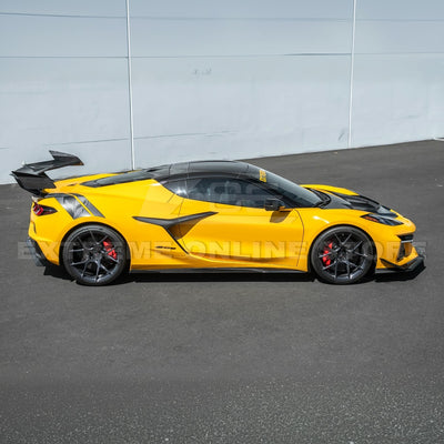 Close-up view of Corvette C8 Z06 EOS Performance Track Style Side Skirts showing carbon fiber design and aerodynamic contour.