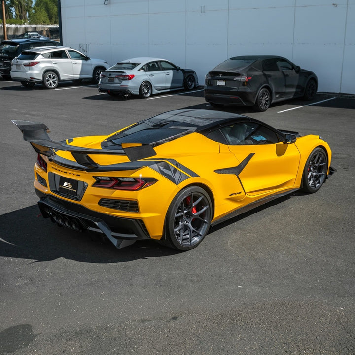 Corvette C8 Z06 CARBON FIBER Replacement Side Fender Vent Door Garnish