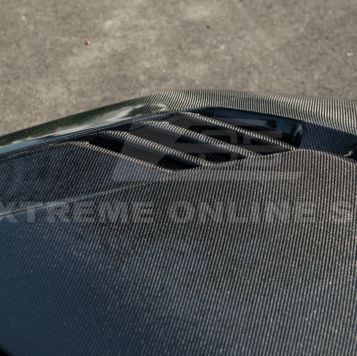 2023-Up BMW G87 M2 | V Style CARBON FIBER Front Vented Heat Extraction Hood
