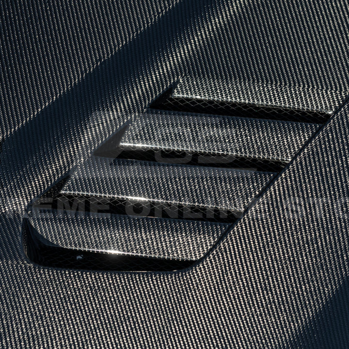 2023-Up BMW G87 M2 | V Style CARBON FIBER Front Vented Heat Extraction Hood