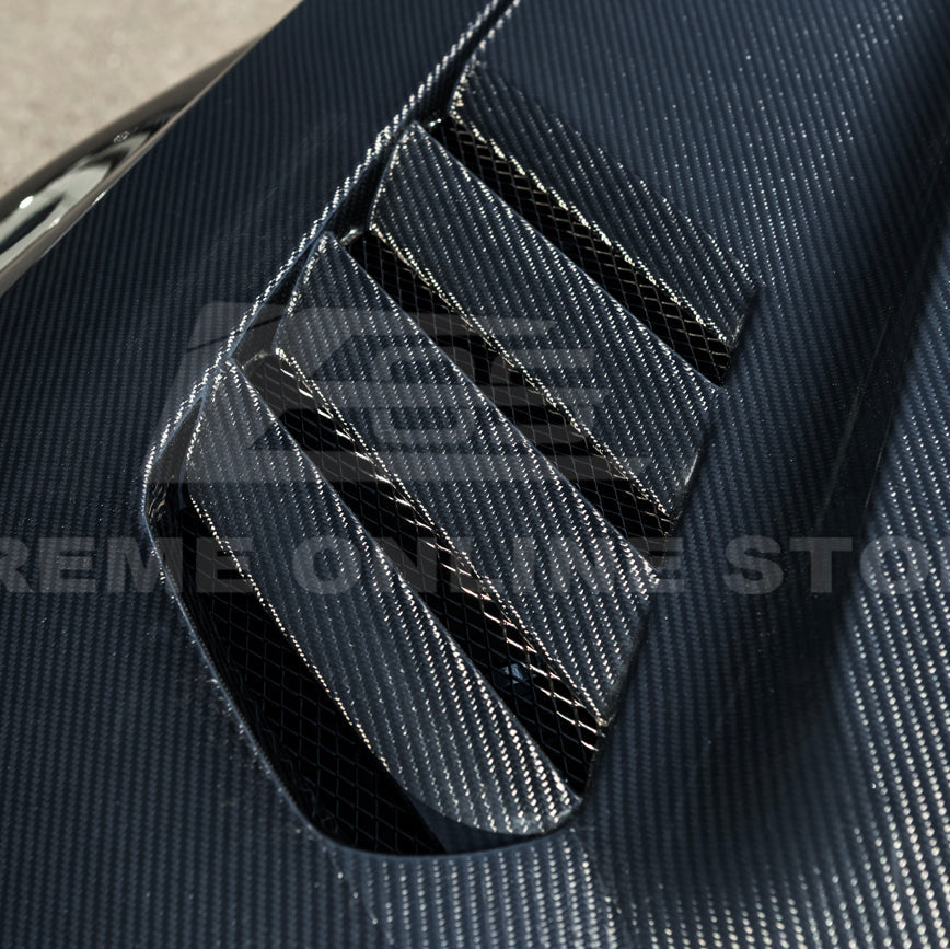 2023-Up BMW G87 M2 | V Style CARBON FIBER Front Vented Heat Extraction Hood