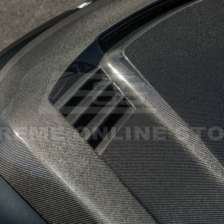 2023-Up BMW G87 M2 | V Style CARBON FIBER Front Vented Heat Extraction Hood
