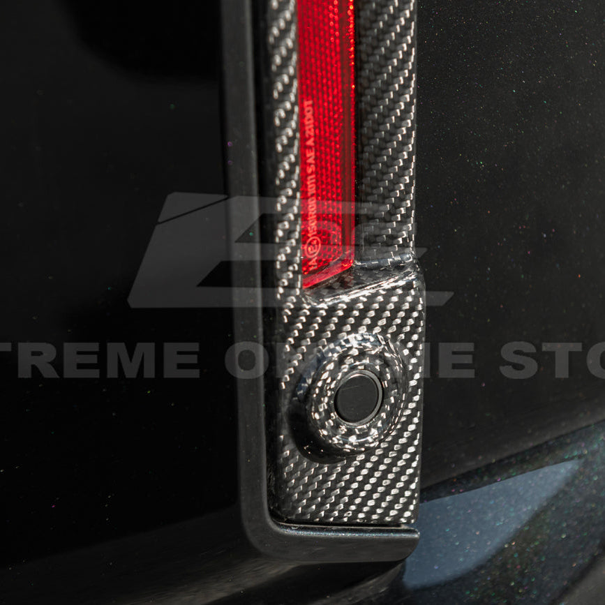 2023-Up BMW G87 M2 | Factory CARBON FIBER Replacement Rear Bumper Reflector