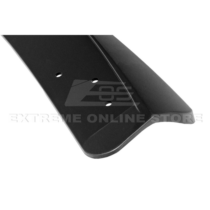 2024+ Ford Mustang Dry Carbon Fiber Mud Flap