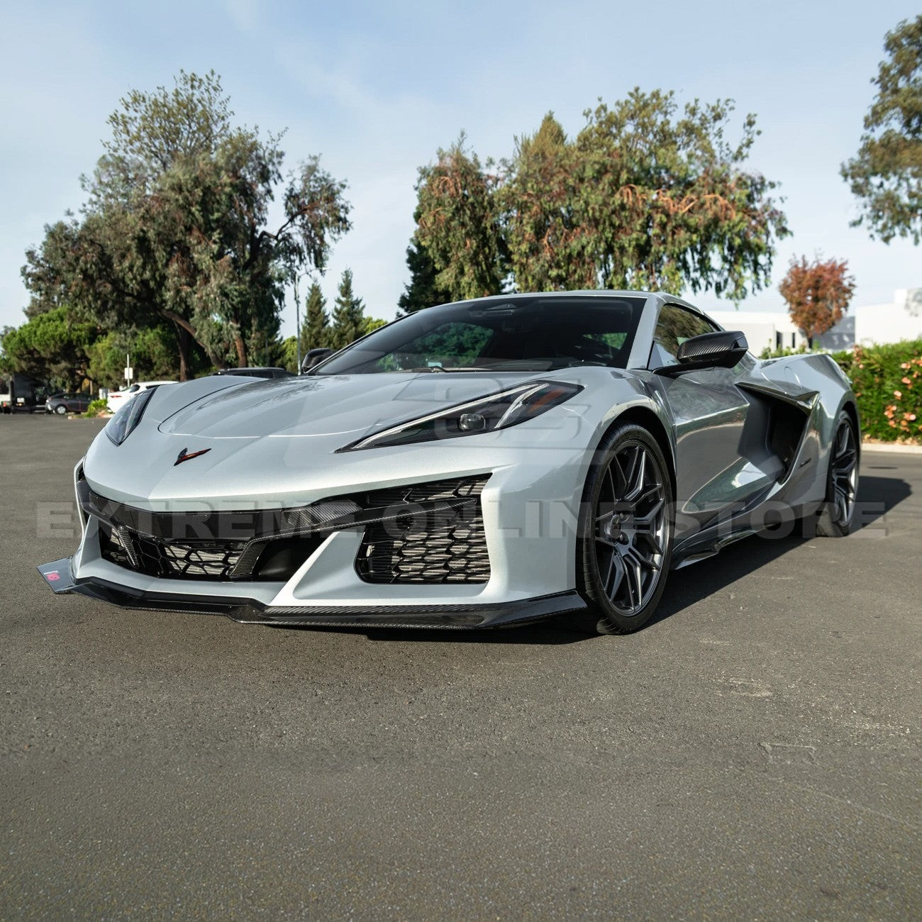 Chevrolet Corvette C8 Z06 DRY CARBON FIBER Front Grille Insert