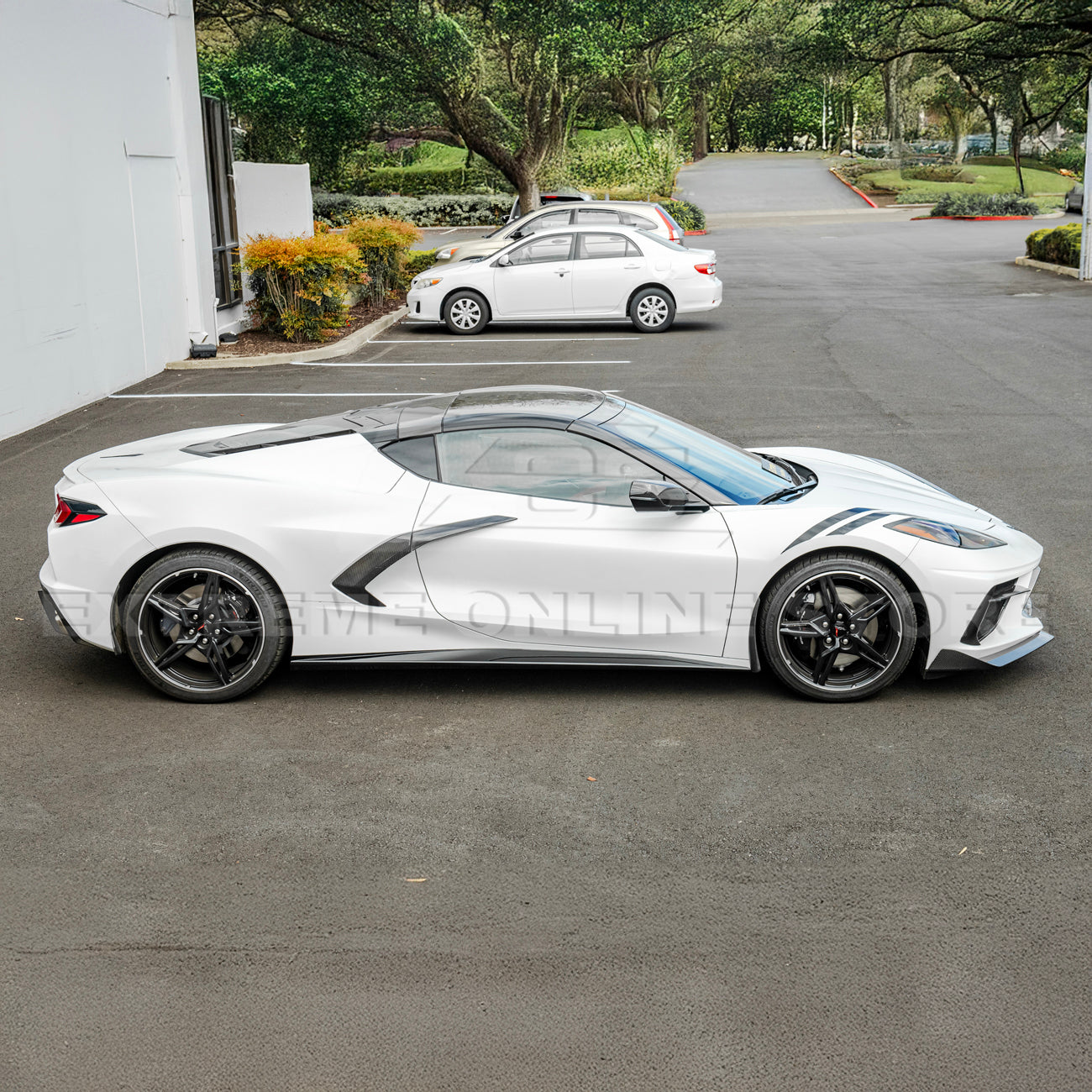 Corvette C8 EOS Performance Side Skirts