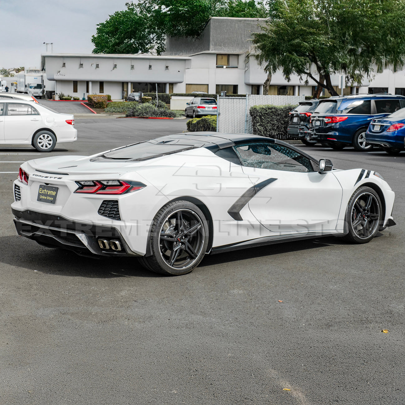 Corvette C8 EOS Performance Side Skirts