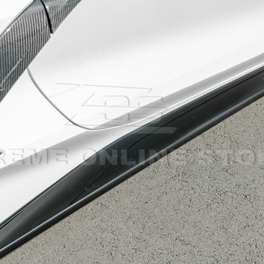 Corvette C8 EOS Performance Side Skirts