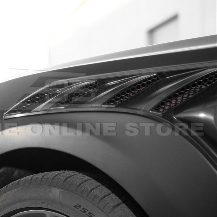 2024-Up Ford Mustang S650 GTD Style Carbon Fiber Front Side Vented Fenders