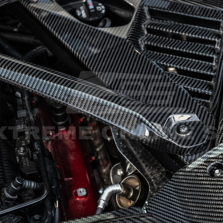 Chevrolet Corvette C8 DRY CARBON FIBER X-Brace