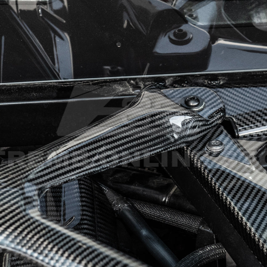 Chevrolet Corvette C8 DRY CARBON FIBER X-Brace