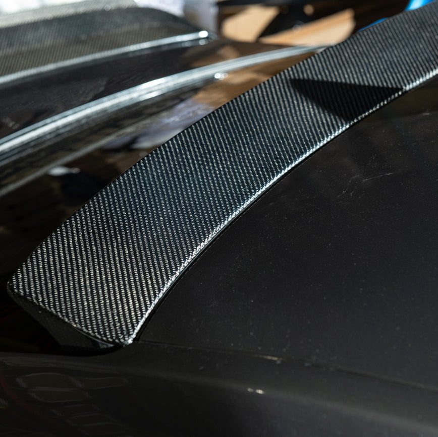 2016-19 Cadillac CTS-V Sedan Rear Roof Top Window Spoiler