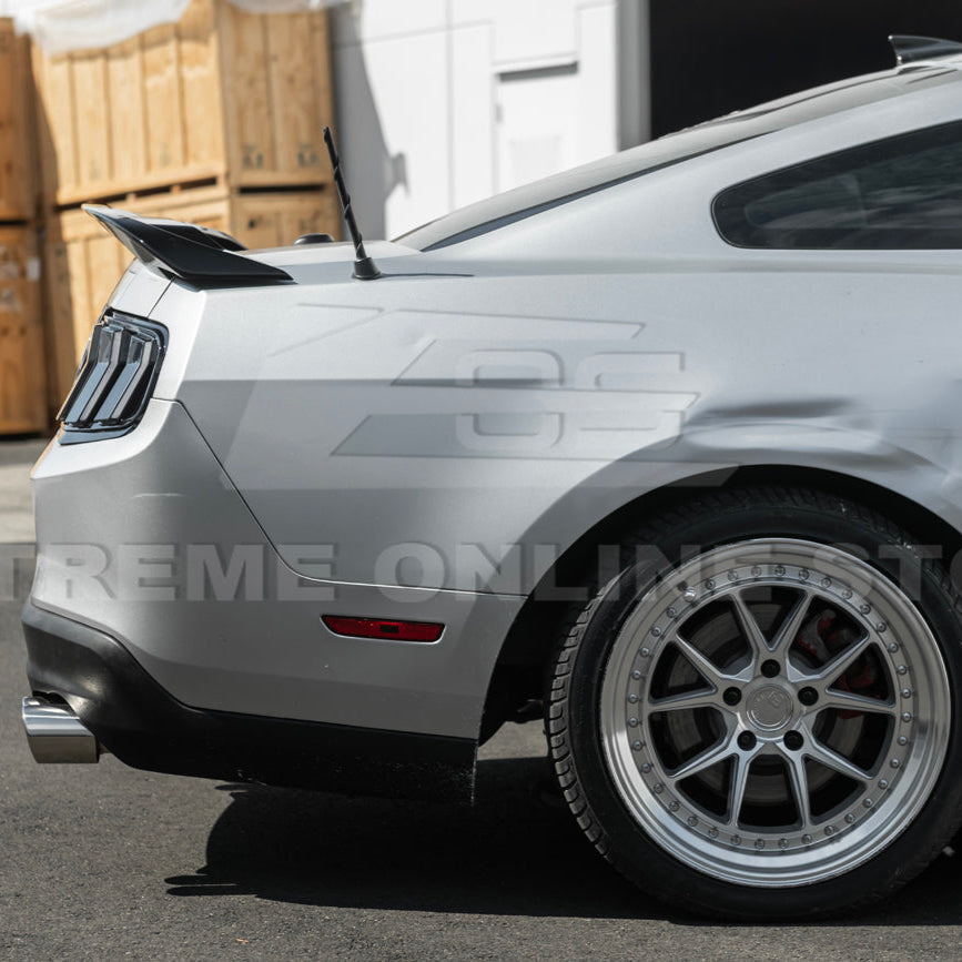 2010-14 Ford Mustang Rear Trunk Lid Wing Spoiler