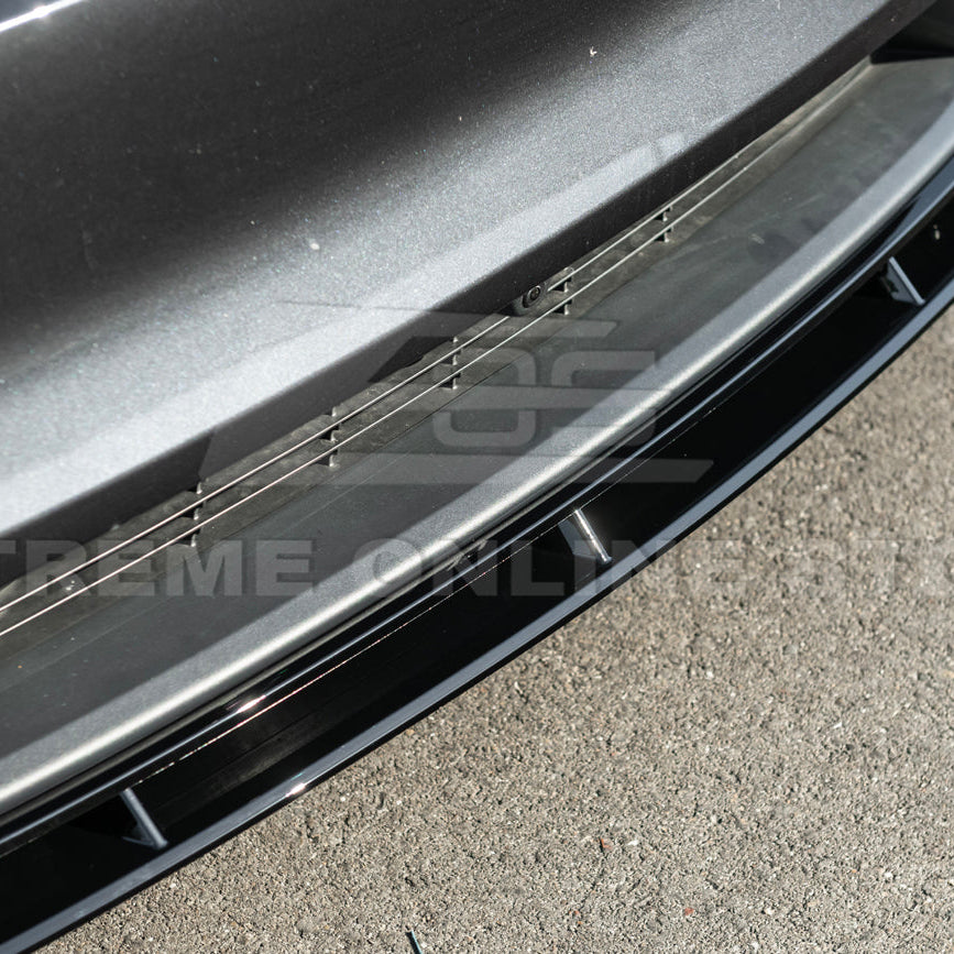 2025-Up Tesla Model Y Track Style Front Lip Side Skirts Kit