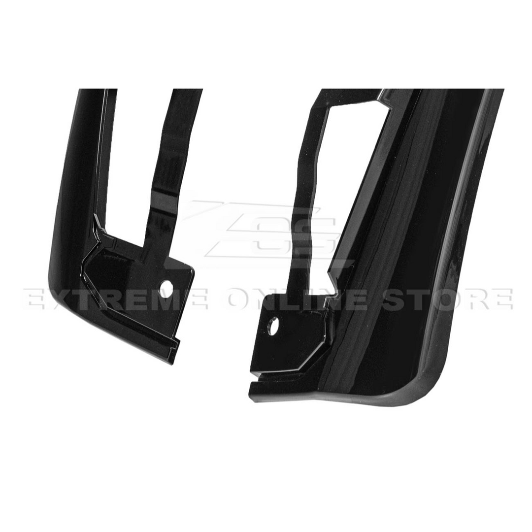 2024+ Ford Mustang Dry Carbon Fiber Mud Flap