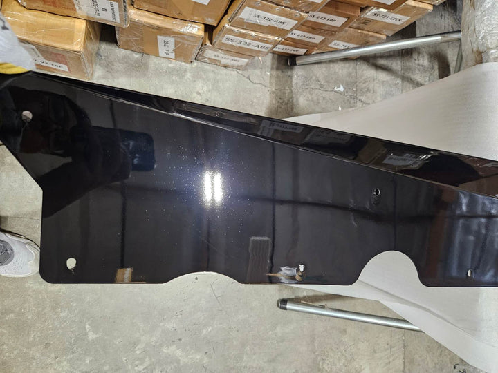 Blemished / Outlet - Chevrolet Corvette C8 3VM Side Skirts