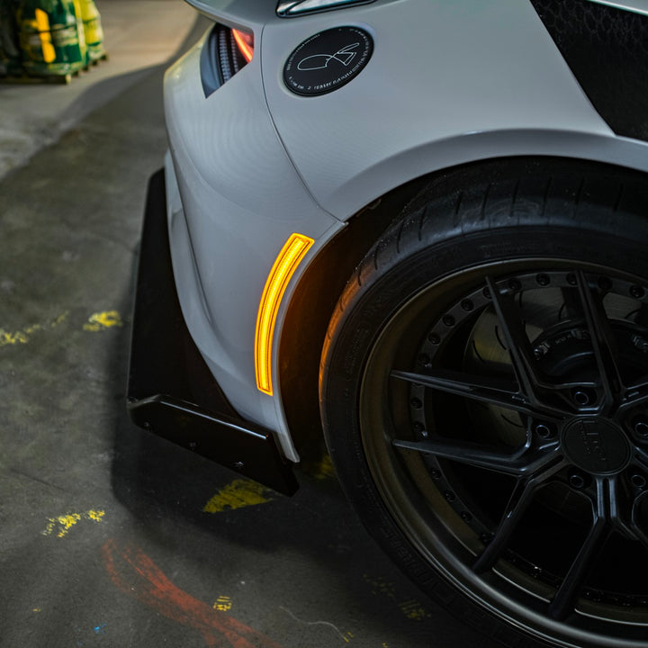 Corvette C7 Factory Style LED Side Marker Lights Front : Amber Lens ( Same as OEM Finish ) Rear : Red Lens ( Same as OEM Finish ) LIGHT-1455-RD_LIGHT-1456-RD