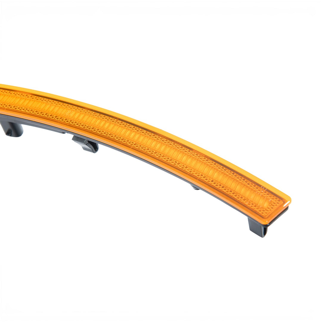 Corvette C7 Factory Style LED Side Marker Lights Front : Amber Lens ( Same as OEM Finish ) Rear : Red Lens ( Same as OEM Finish ) LIGHT-1455-RD_LIGHT-1456-RD