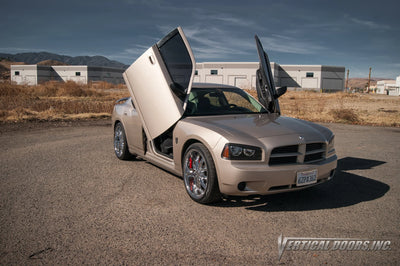 Dodge Charger 2005-2010 Vertical Doors Kit