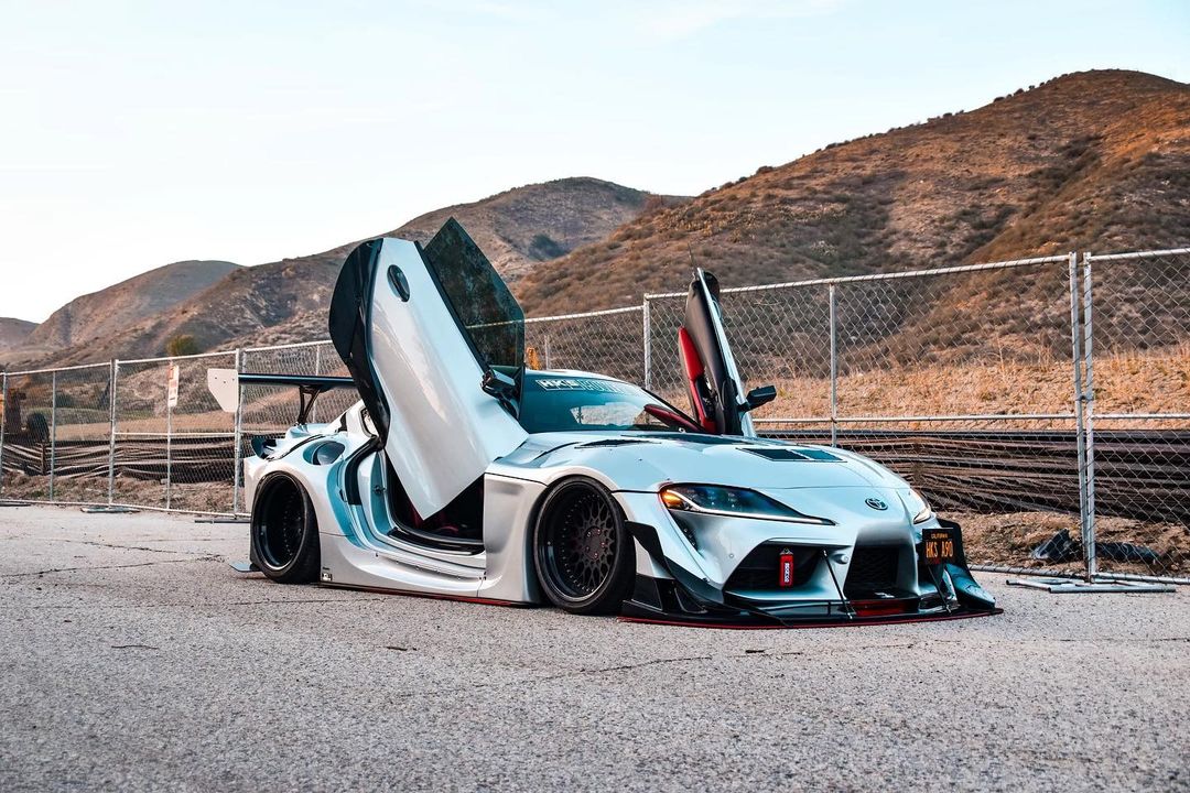 Toyota GR Supra 2019-2025 Vertical Doors Kit