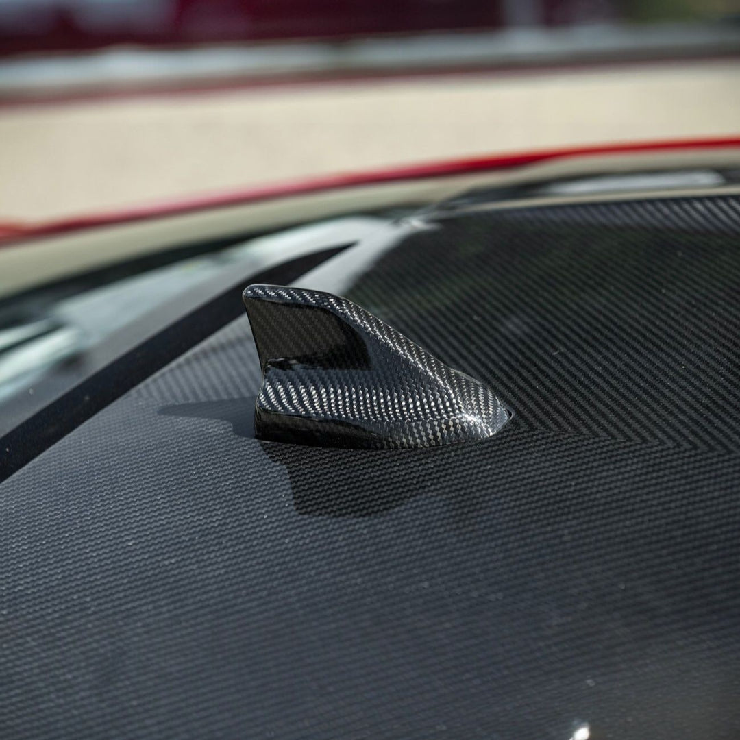 2024-Up Ford Mustang Carbon Fiber Shark Fin Roof Top Antenna Cover Carbon Fiber VENT-1460-BKCF