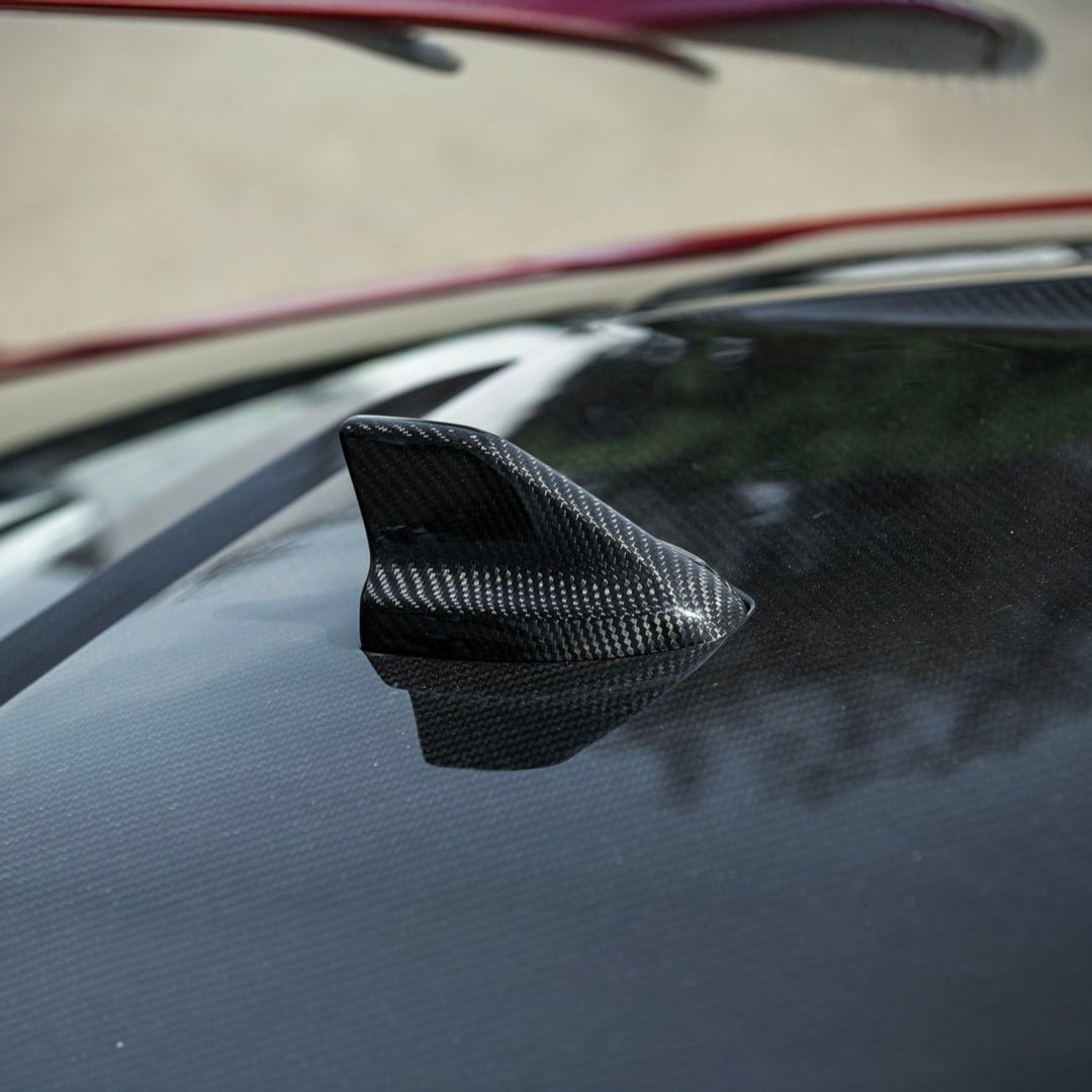 2024-Up Ford Mustang Carbon Fiber Shark Fin Roof Top Antenna Cover Carbon Fiber VENT-1460-BKCF