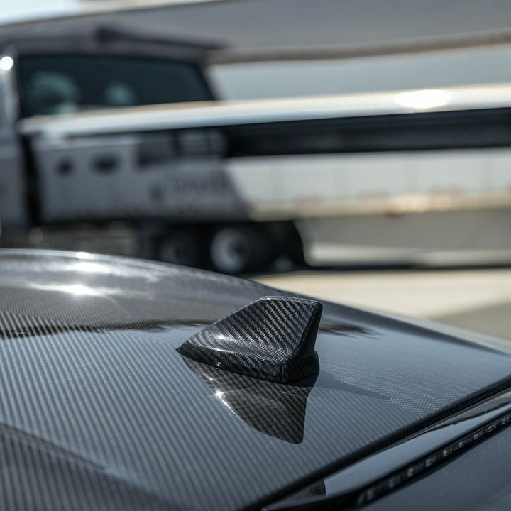 2024-Up Ford Mustang Carbon Fiber Shark Fin Roof Top Antenna Cover Carbon Fiber VENT-1460-BKCF