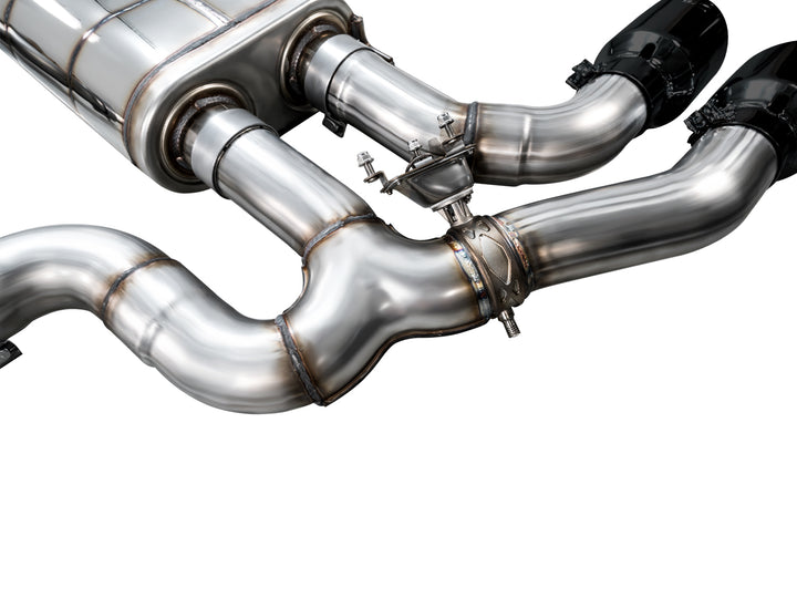 AWE Valved SwitchPath™ Axleback Exhaust for BMW F97 X3 M / F98 X4 M - Diamond Black Tips
