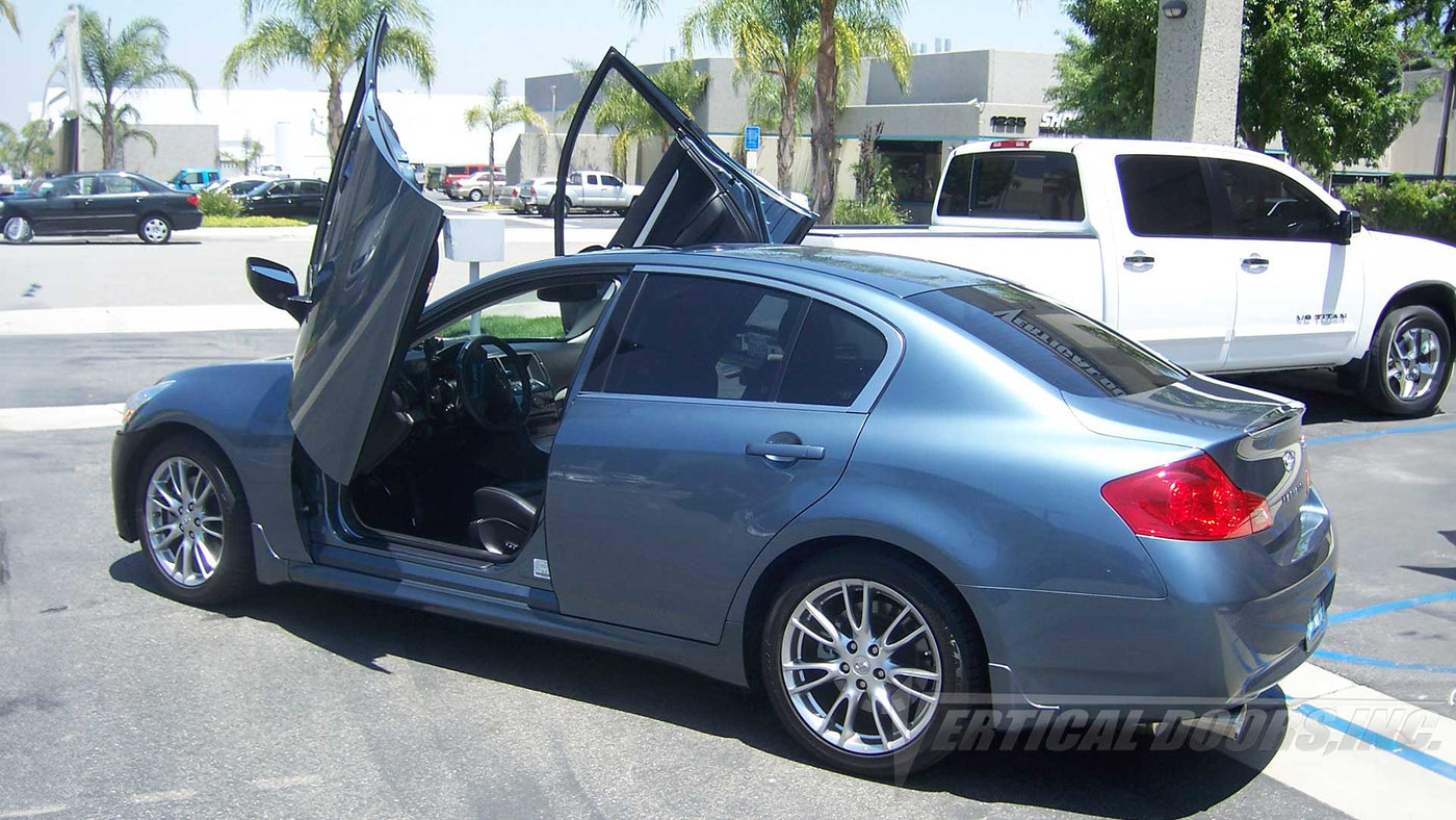 Infiniti G35 Sedan 2003-2006 Vertical Doors Kit
